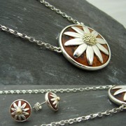 silver gold exotic wood daisy